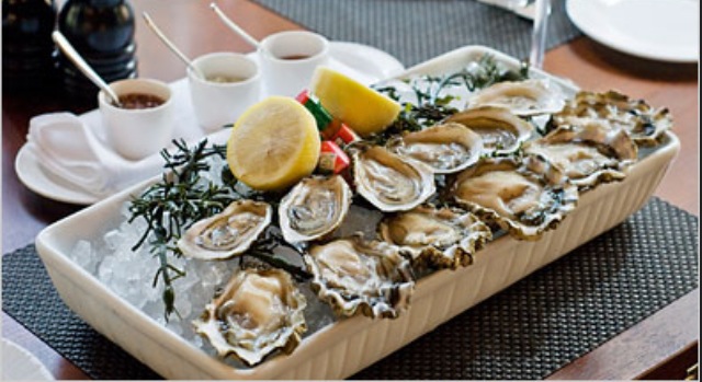 Oysters: Zinc-Packed Delicacies for Hair Repair (image credits: wikimedia)