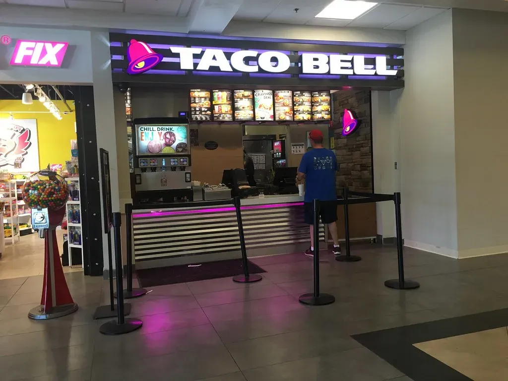 Taco Bell Bell Beefer (Image Credits: Flickr)