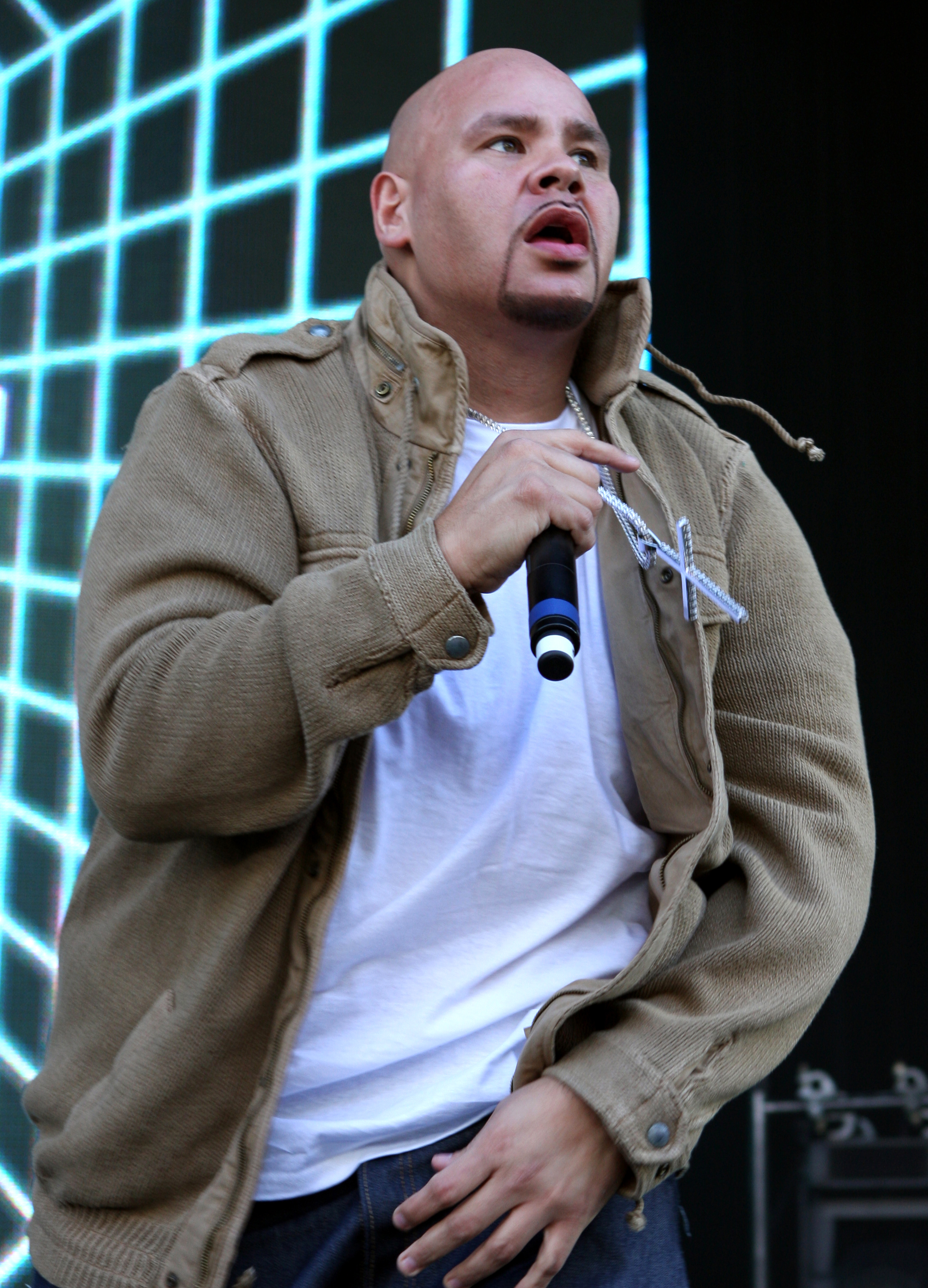 Fat Joe: Low-Carb Living with Medical Support (image credits: By Eva Rinaldi, CC BY-SA 2.0, https://commons.wikimedia.org/w/index.php?curid=16892791)