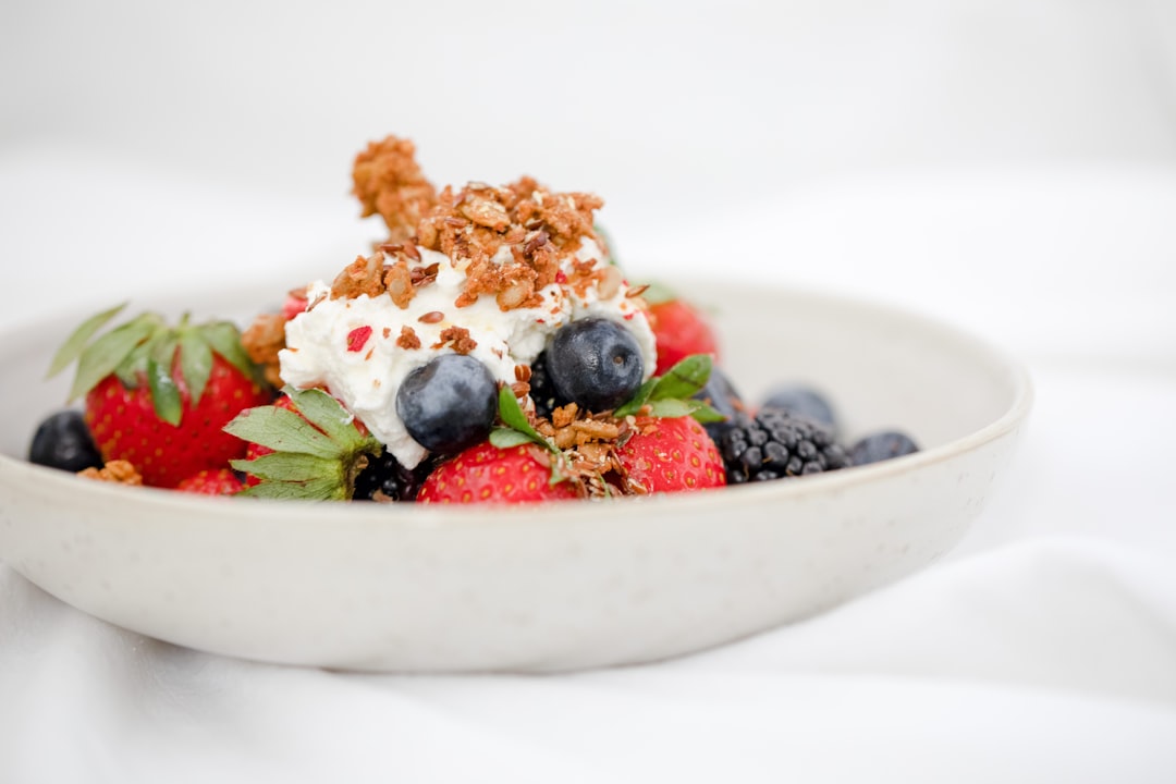 Berries: The Antioxidant Wake-Up Call (image credits: unsplash)