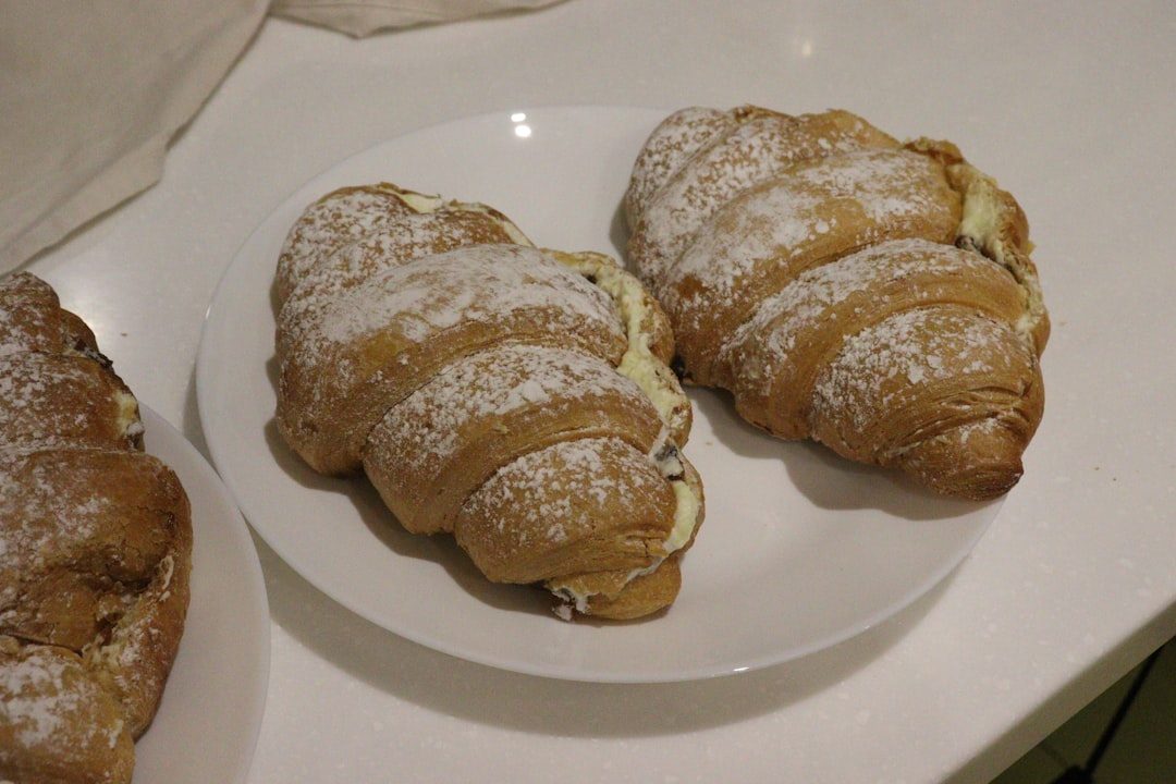 Italy: Cornetto Culture Keeps Waistlines Trim (Image Credits: Unsplash)