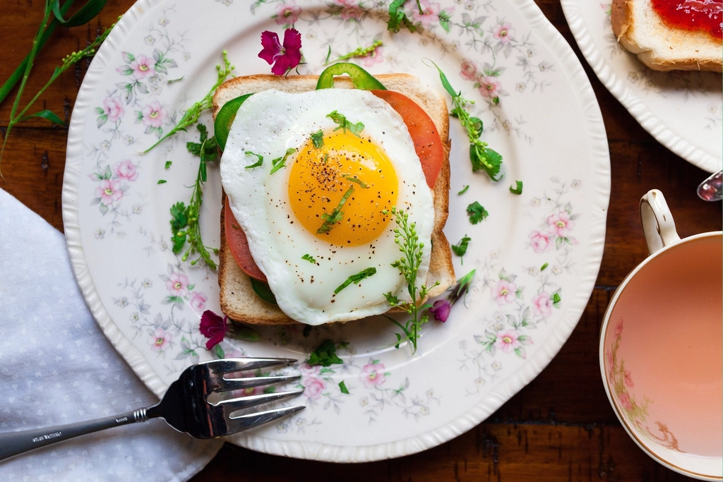 Eggs: The Complete Focus Package (Image Credits: Rawpixel)