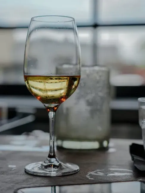 2. They Never Overdo the Free Alcohol (Image Credits: Pexels)