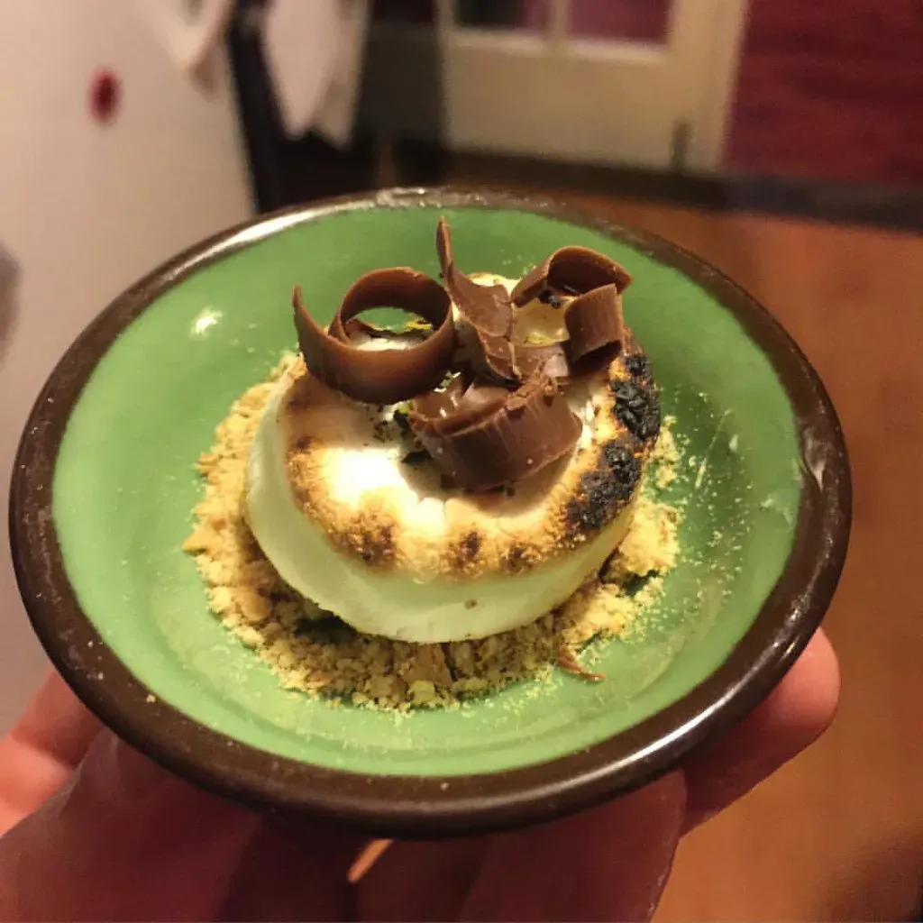 6. Deconstructed Desserts - Artsy Plating, Confusing Eating (Image Credits: Flickr)