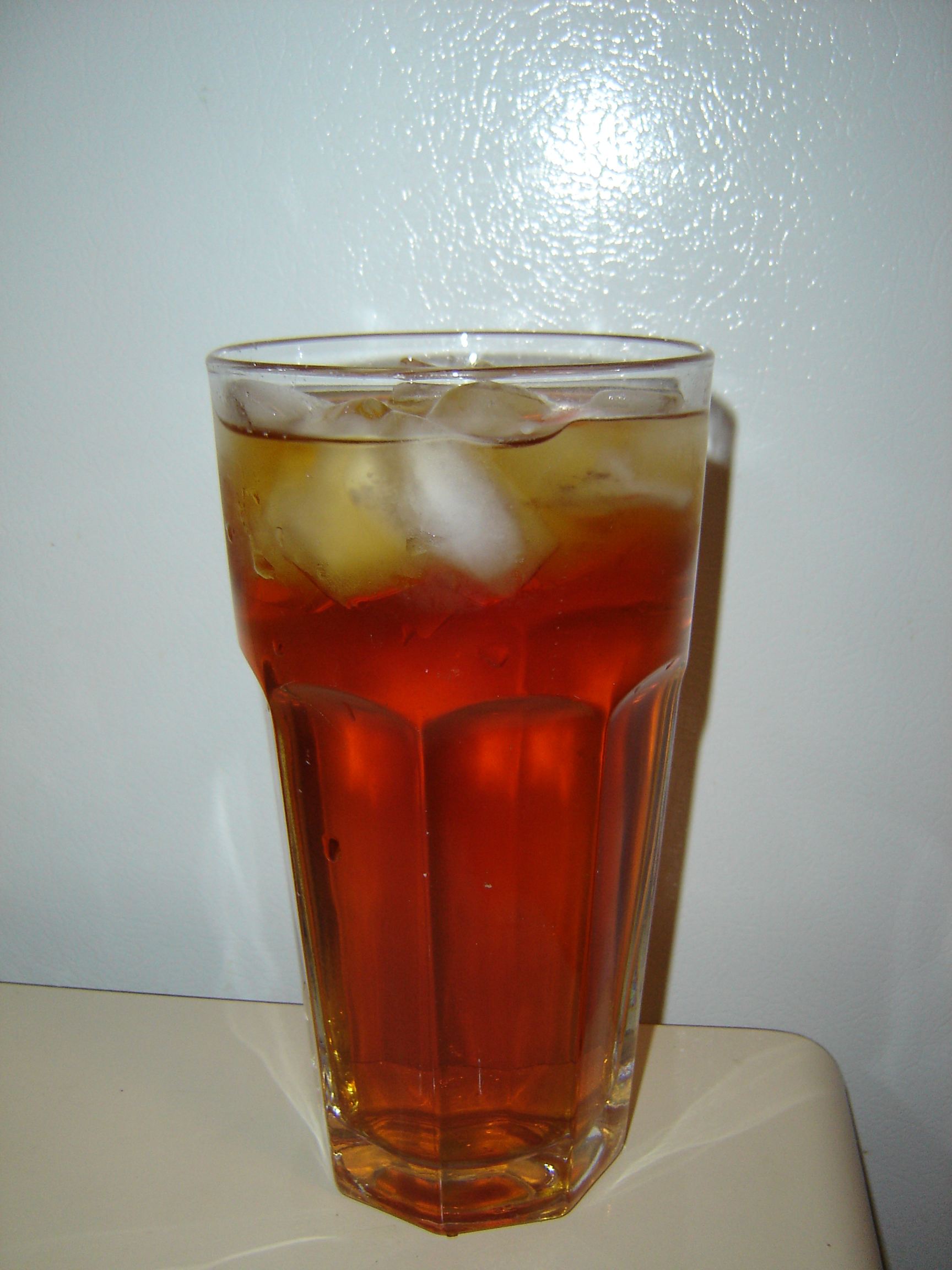 The Surprising Problem with Iced Tea (image credits: wikimedia)