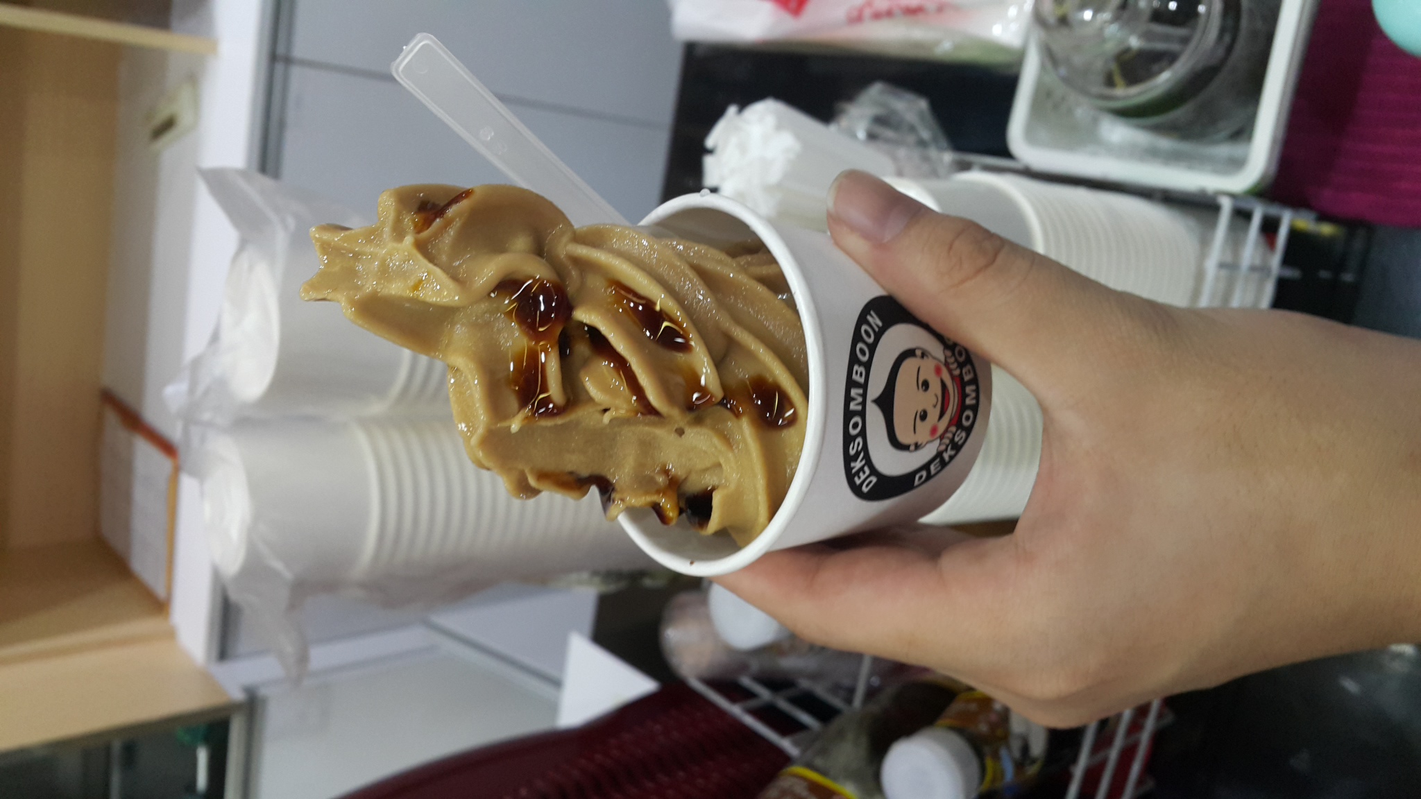 Licorice Ice Cream: Polarizing Palate and Market Withdrawal (image credits: wikimedia)