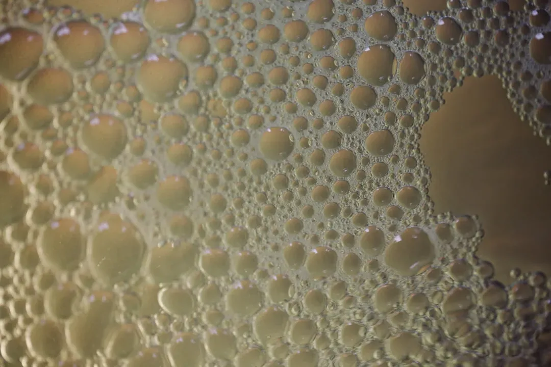 10. Dish Soap for Beer Foam, Wax for Sauces (Image Credits: Unsplash)