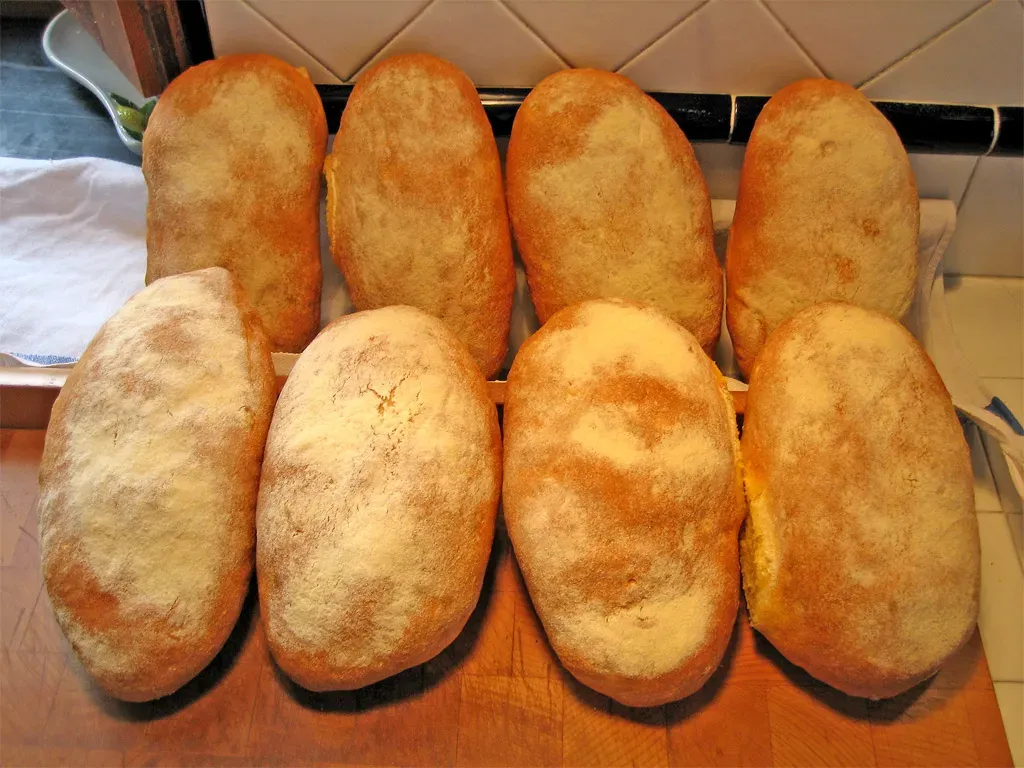 Emulsifiers and Enzymes: The Texture Manipulators (Image Credits: Flickr)