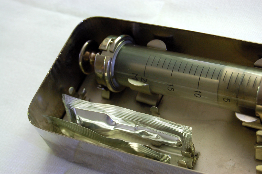 Medicine Tins: Bottled Hope and Historical Remedies (Image Credits: Flickr)