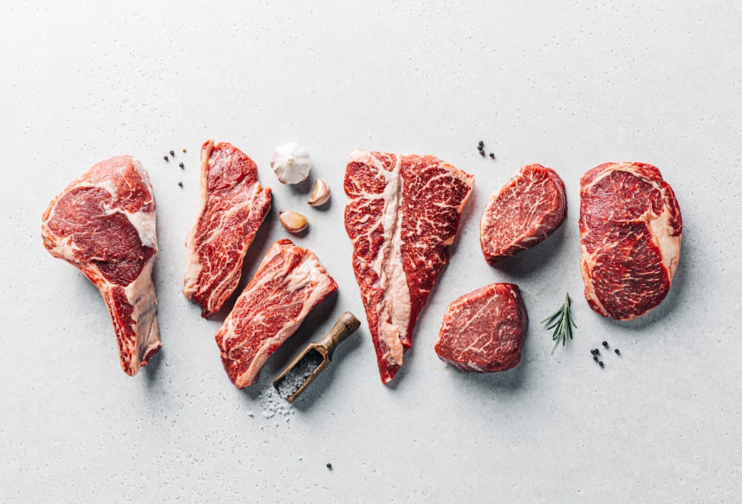 Raw Meat and Poultry: The Ultimate Temperature Danger (image credits: unsplash)