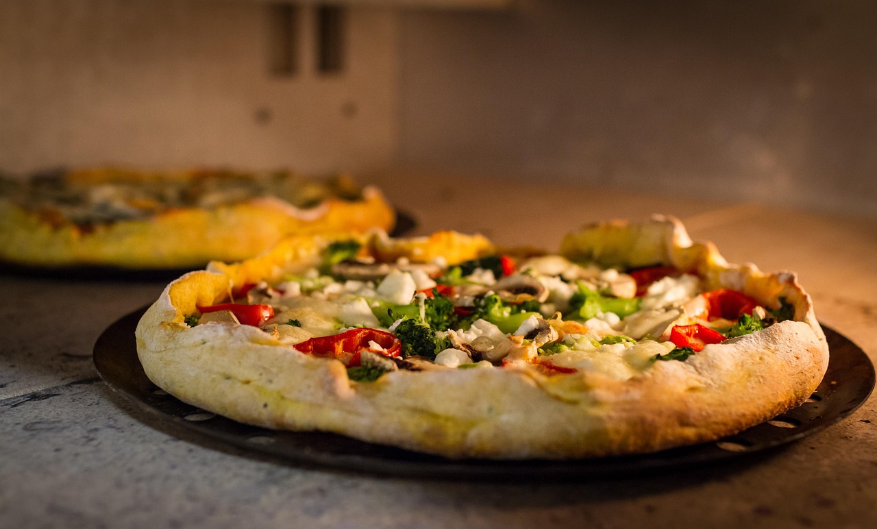 Pizza Hut: A Slice of Trouble (image credits: pixabay)