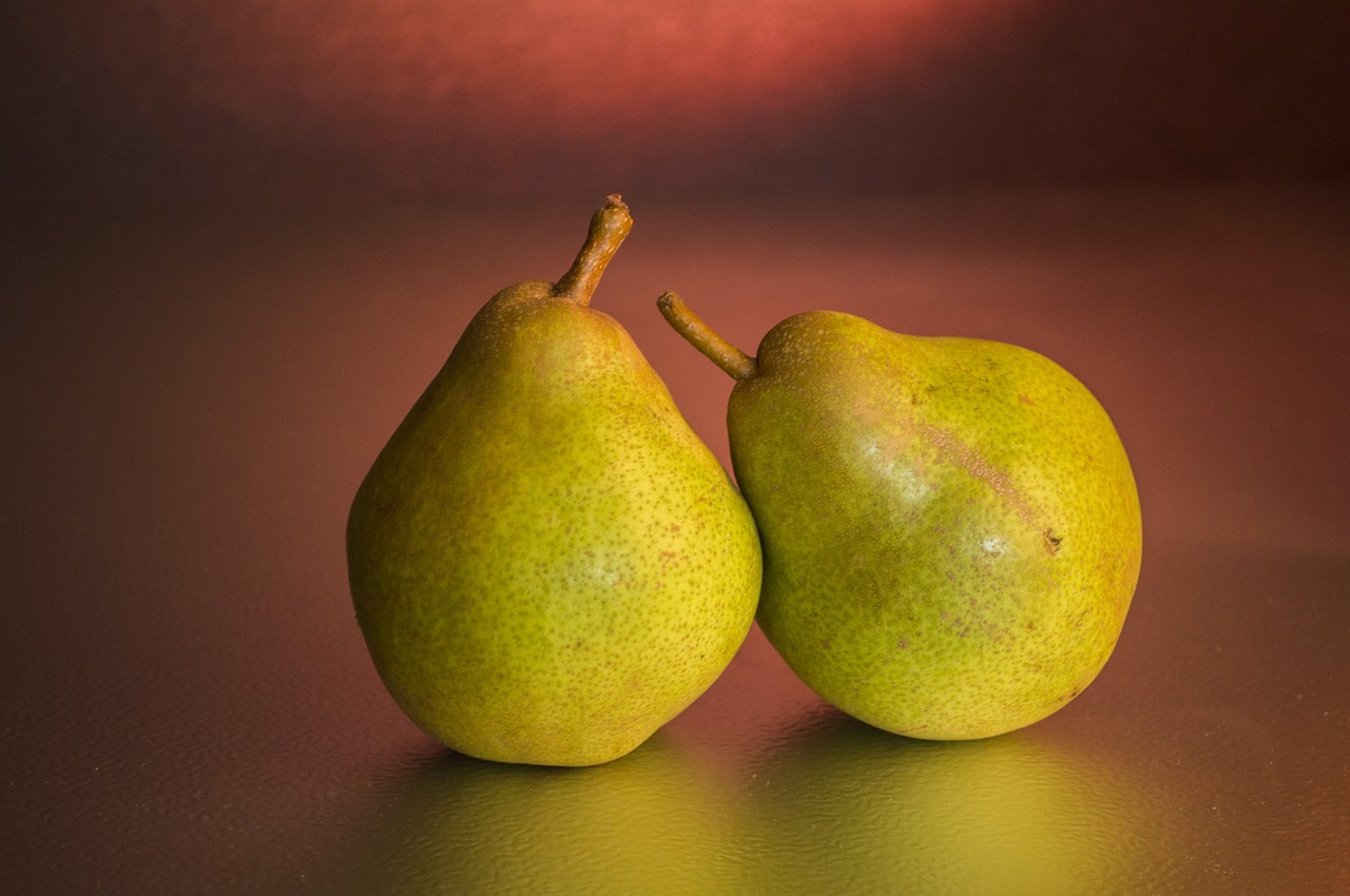 Pears: Juicy but Deceptive (image credits: pixabay)
