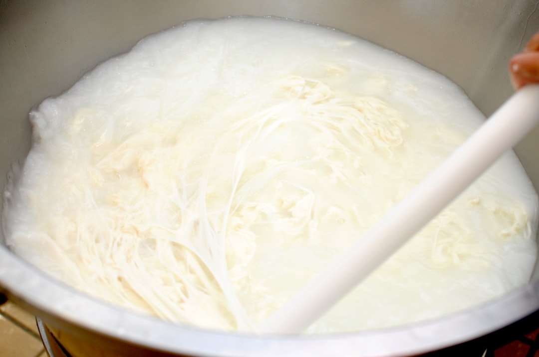 Cream Cheese: The Great Separation (image credits: unsplash)