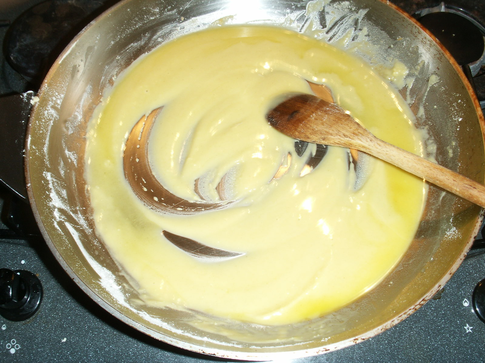 Mastering the Art of Roux (image credits: wikimedia)