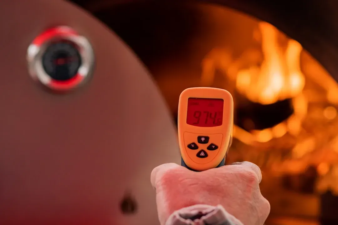 The Temperature Danger Zone: What the Science Actually Says (Image Credits: Unsplash)