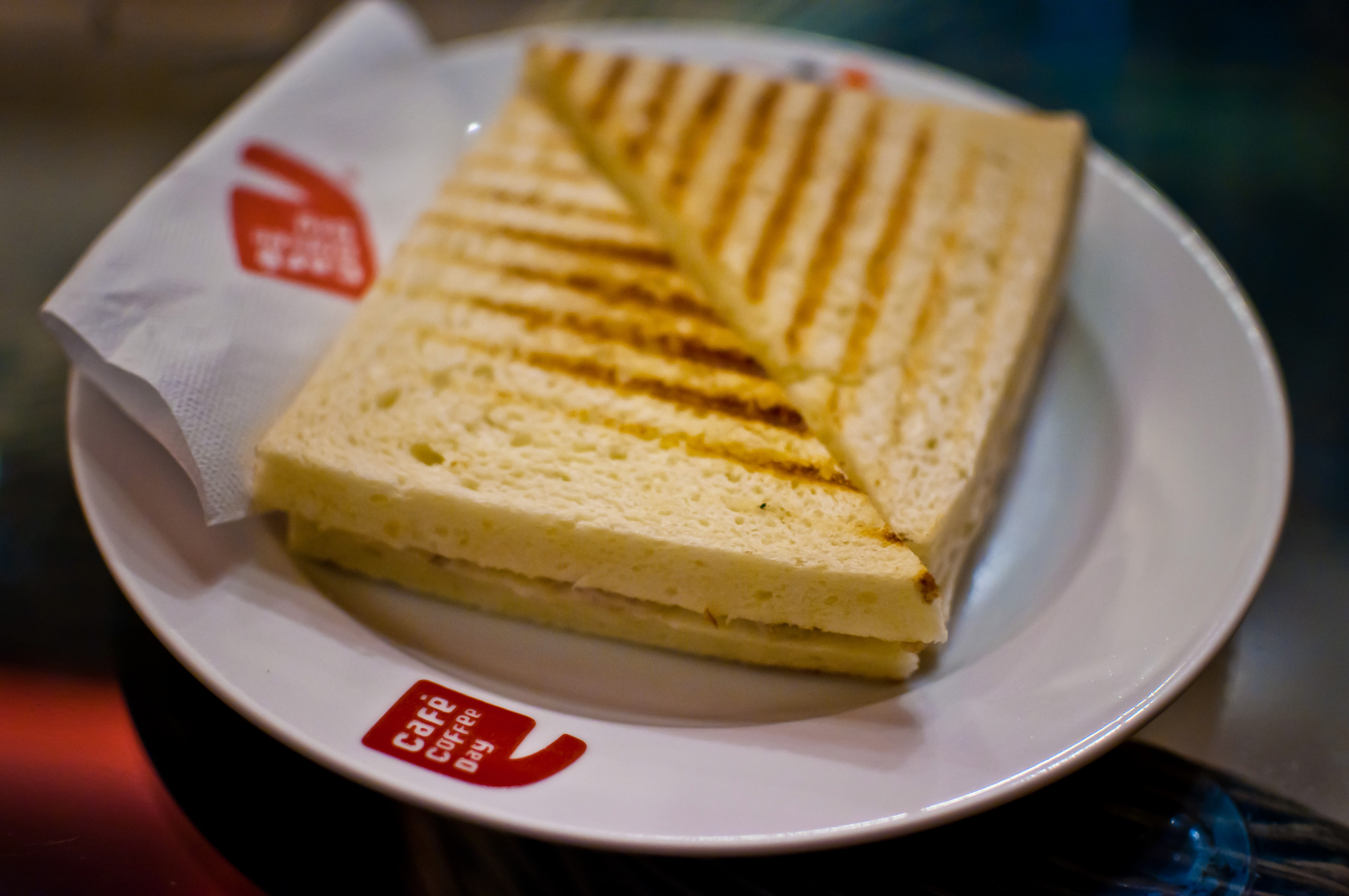 Chick-fil-A: Grilled Chicken Sandwich (image credits: wikimedia)