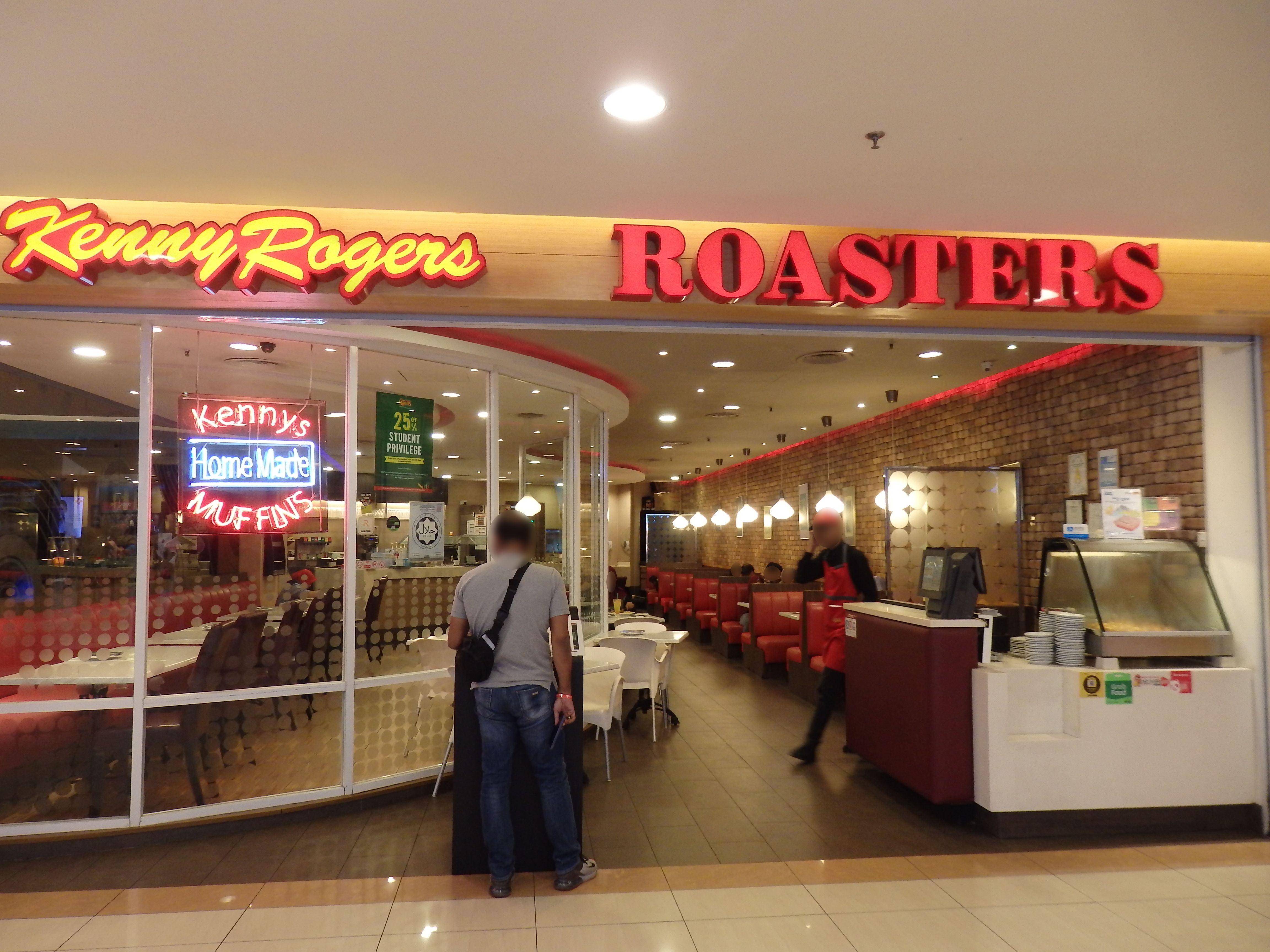 Kenny Rogers Roasters: The Celebrity Chef Chain That Moved to Asia (image credits: wikimedia)