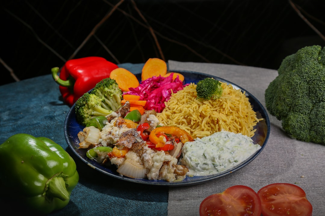 Impact of Meal Composition (image credits: unsplash)
