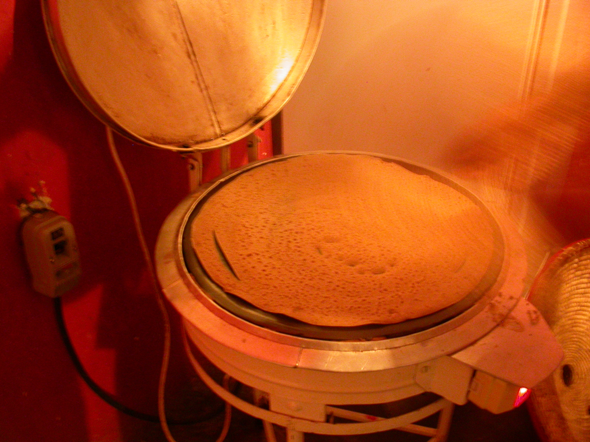 Ethiopian Injera: A Tangy Base for Flavorful Feasts (image credits: wikimedia)