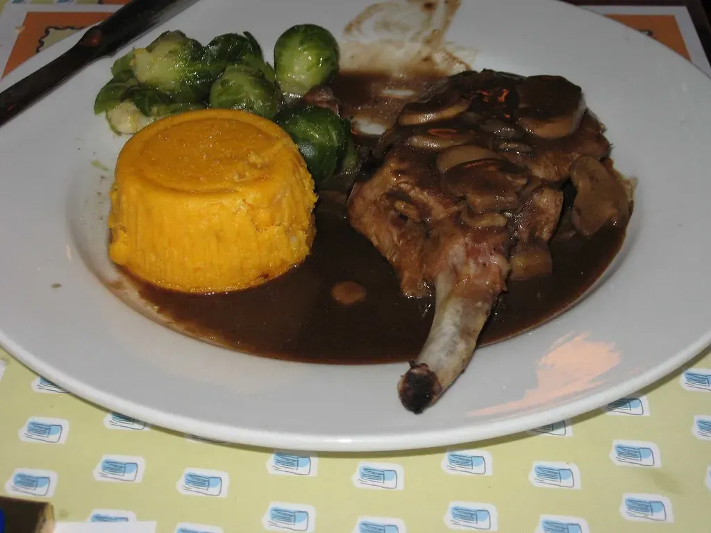 The Overconsumption Loop: Permission to Indulge (meshmar2, Flickr, CC BY 2.0)