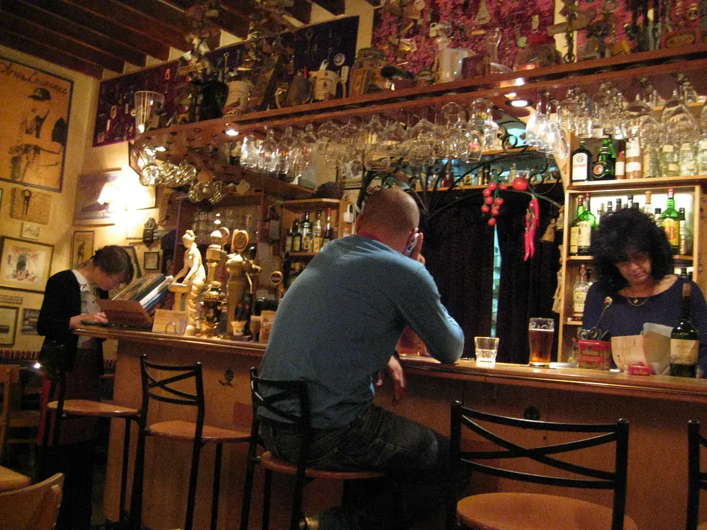 Strange Smells That Make You Hesitate (Image Credits: Flickr)