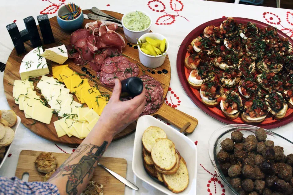 Personalization Is the New Luxury in Dining (Image Credits: Stocksnap)