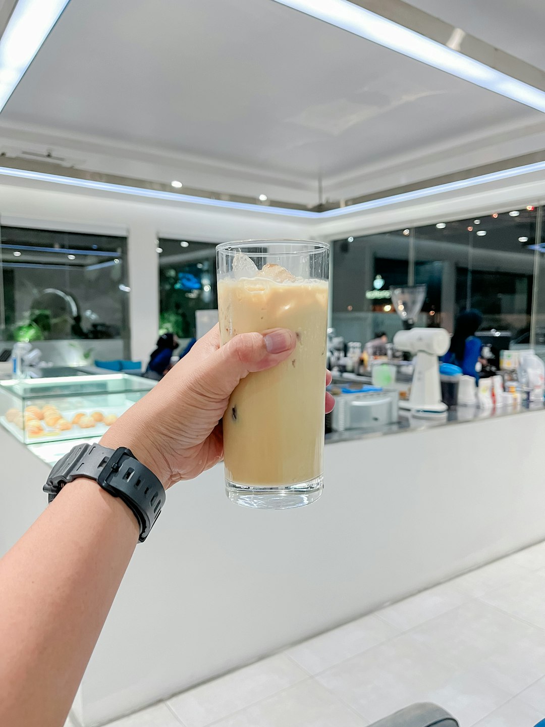 Store-Bought Smoothies (image credits: unsplash)
