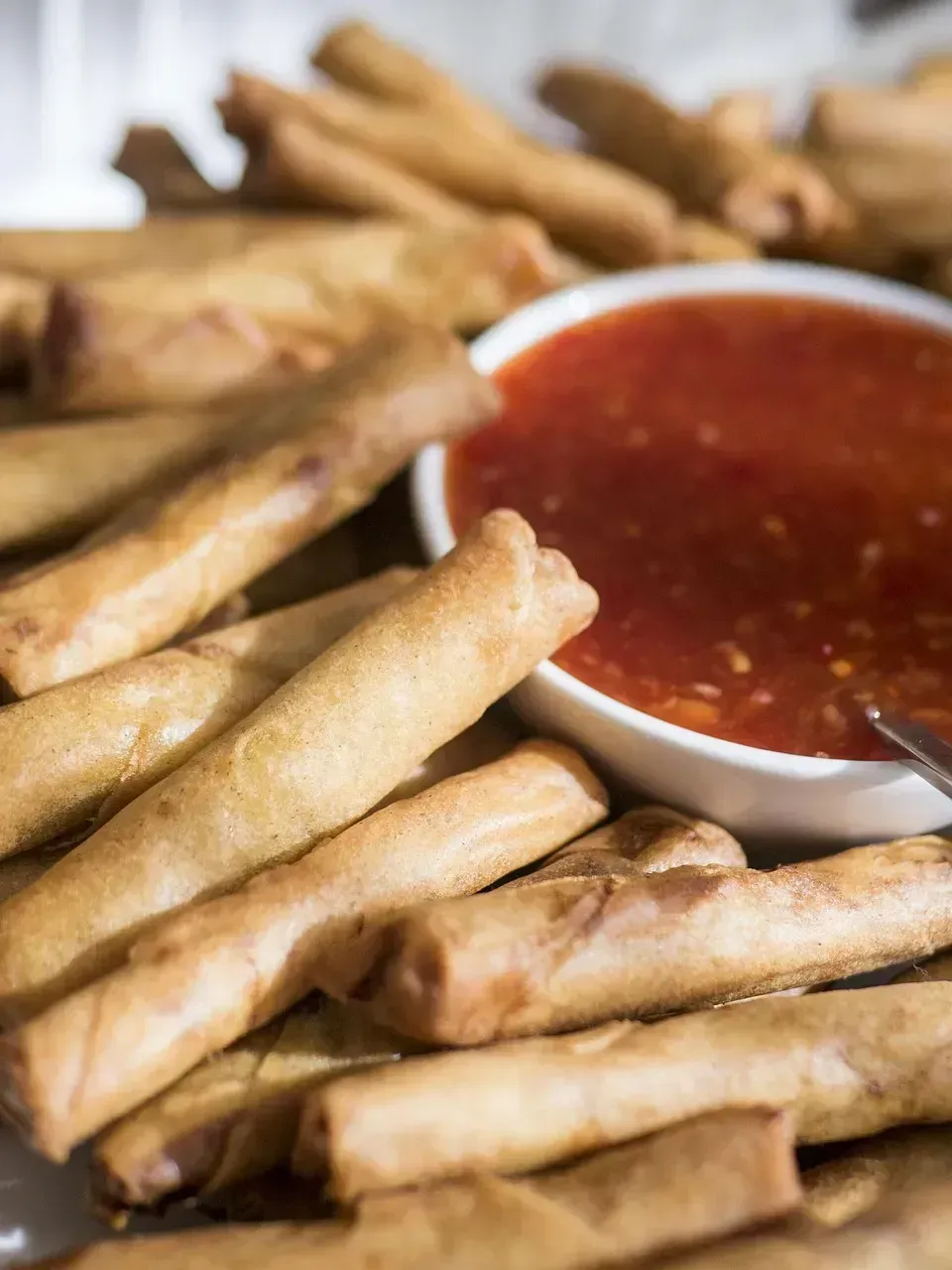 Basic Egg Rolls from Chinese Restaurants (Image Credits: Pixabay)