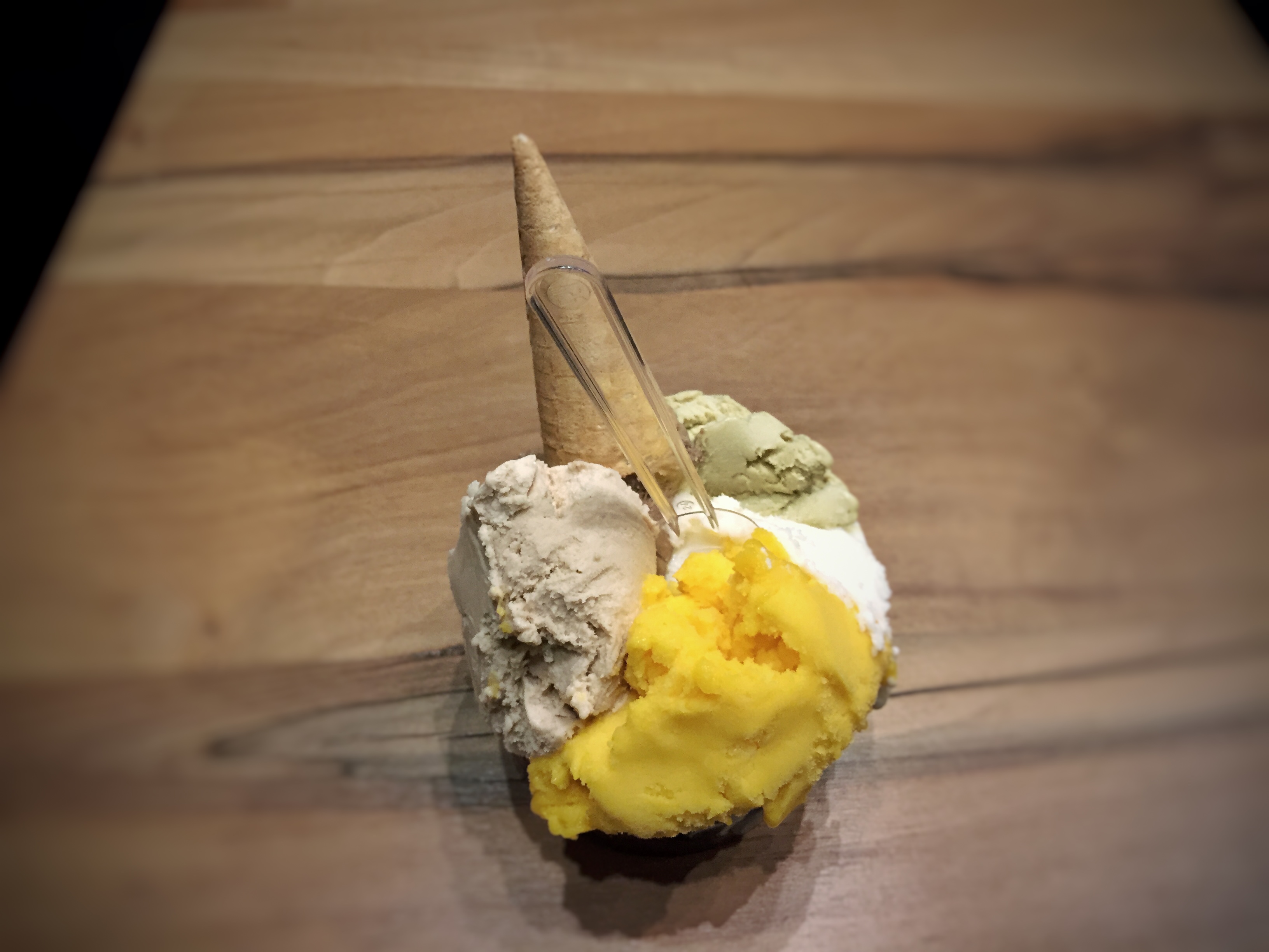 The Creamy Appeal of Pistachio Yogurt (image credits: wikimedia)