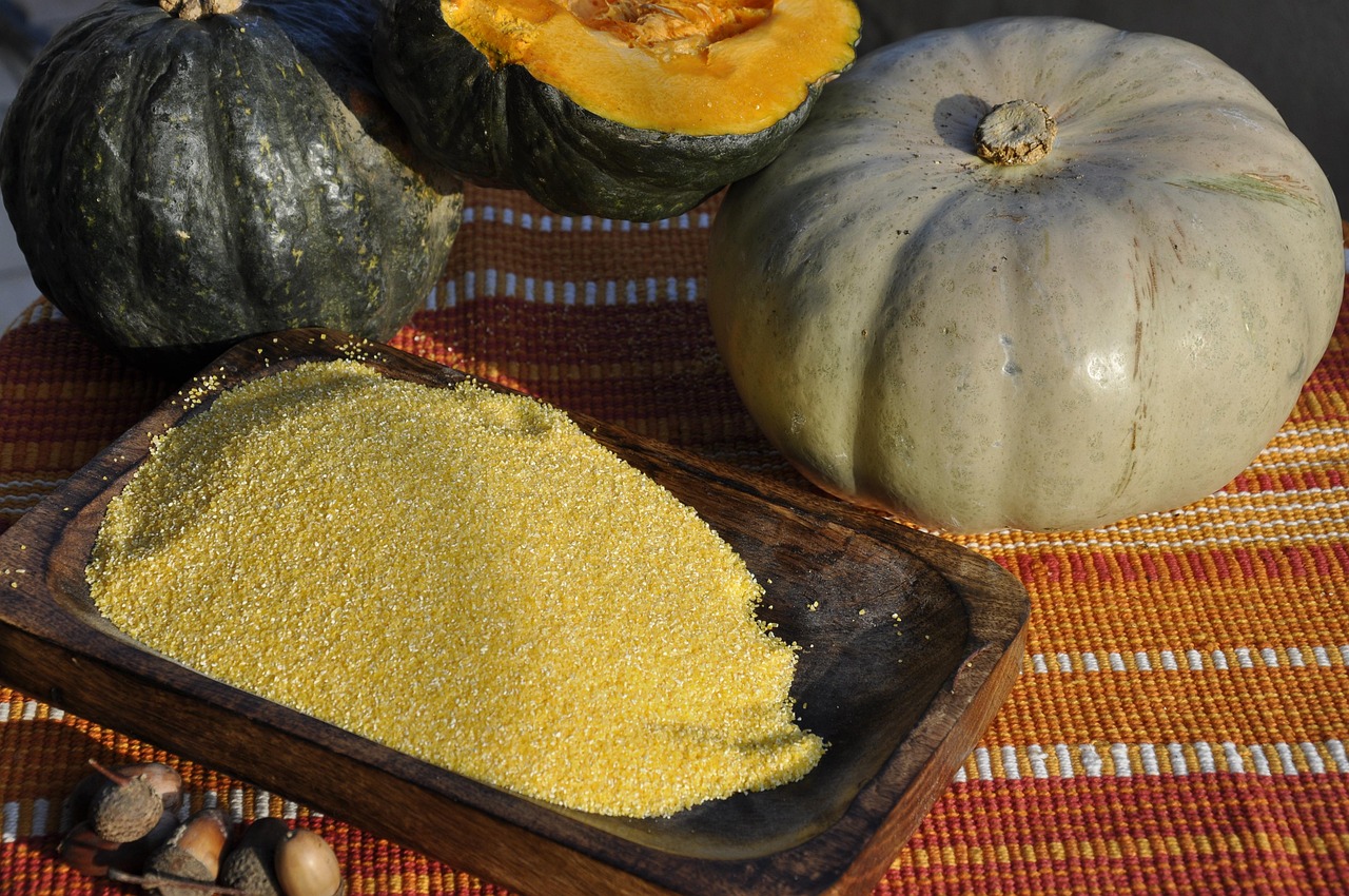 Self-Rising Cornmeal Mix (image credits: pixabay)