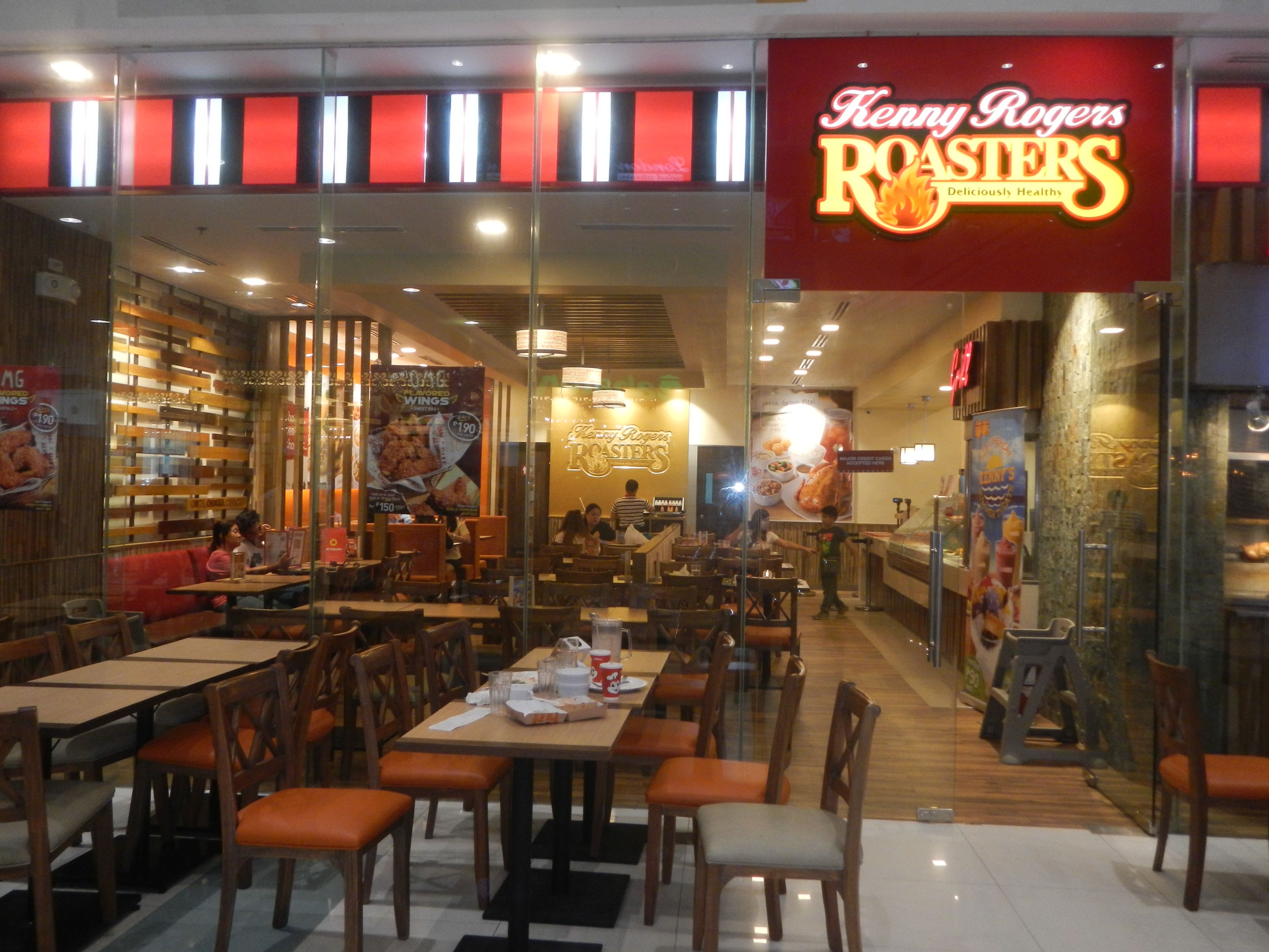 Kenny Rogers Roasters: From Country Fame to Rotisserie Riches (image credits: wikimedia)