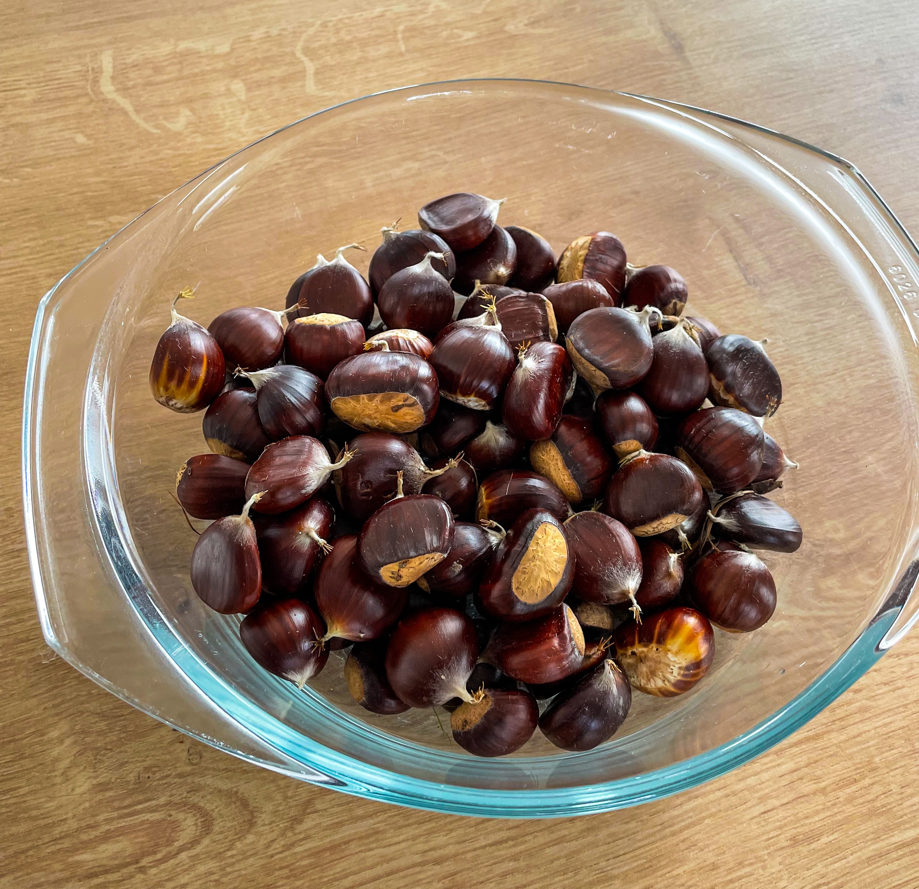Chestnuts: The Low-Fat Outlier (image credits: wikimedia)