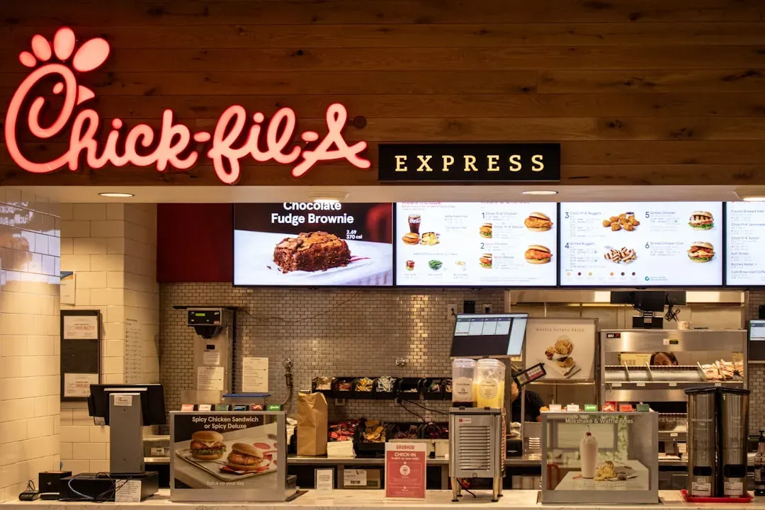 Chick-fil-A: The Reliable Crowd-Pleaser (Image Credits: Unsplash)