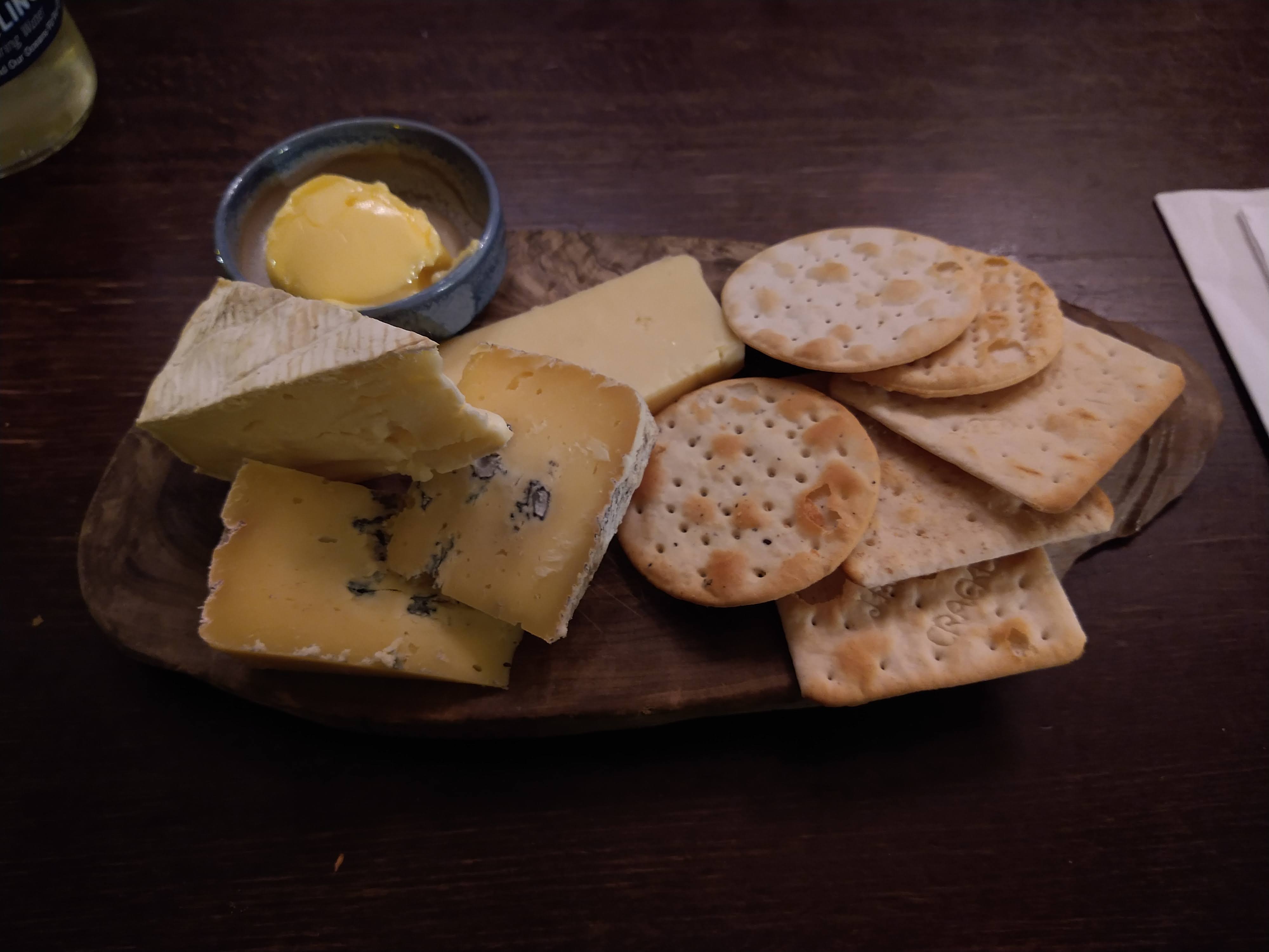 Handi-Snacks: The Comeback of Crackers and Cheese (image credits: wikimedia)