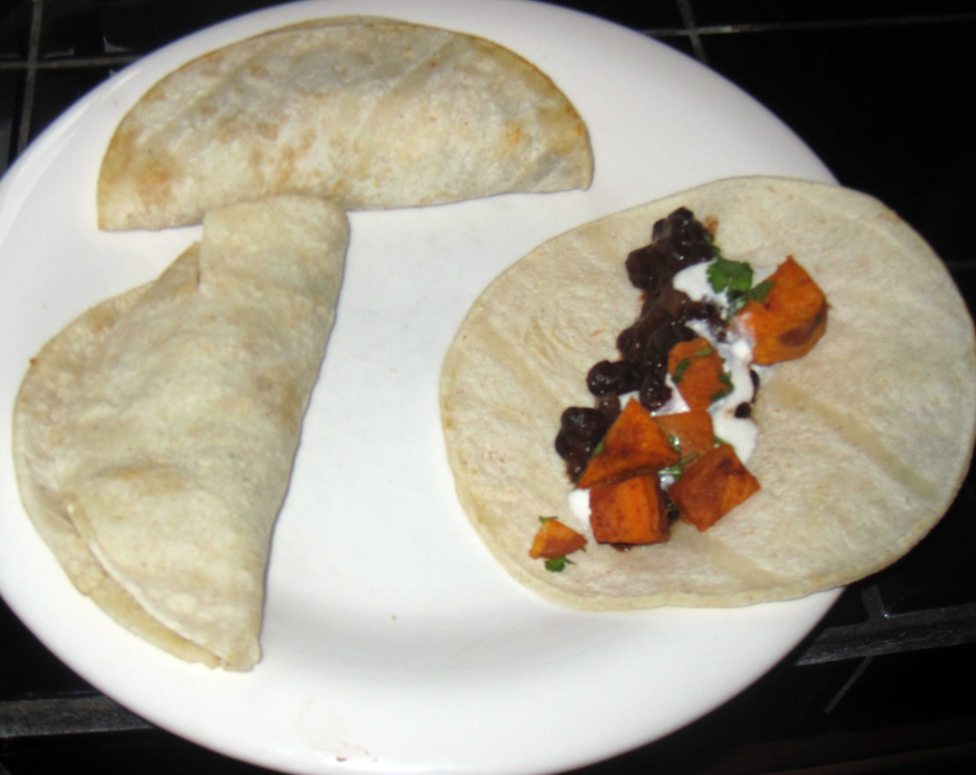 Sweet Potato and Black Bean Tacos (image credits: wikimedia)