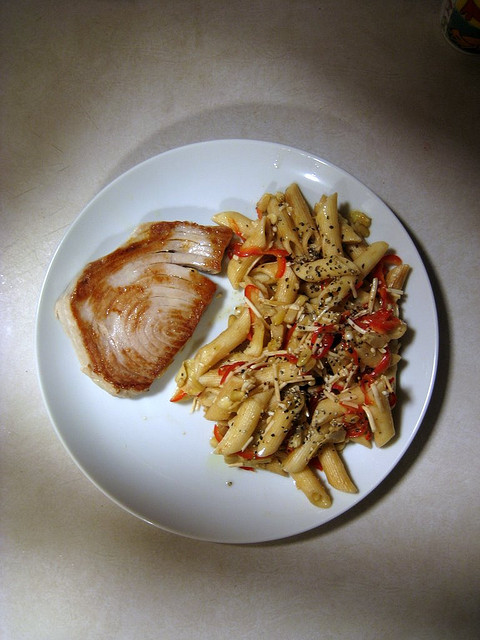 9. Tuna Pasta Salad (image credits: wikimedia)