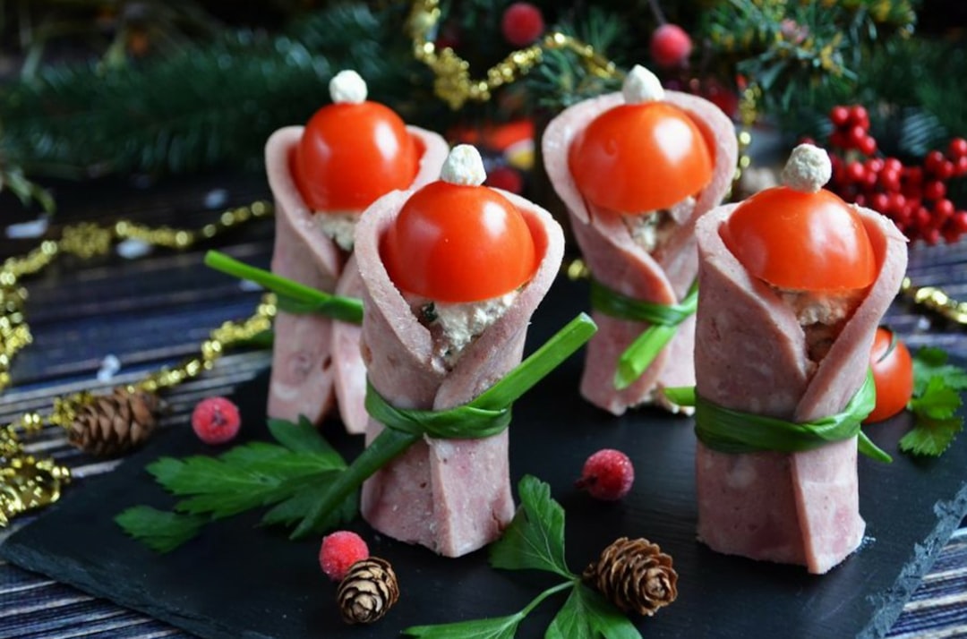 Holiday Hostess Trees Made with Meat (image credits: unsplash)