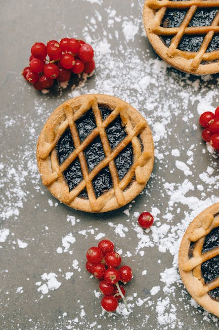 Preparing the Berry Filling (image credits: pexels)