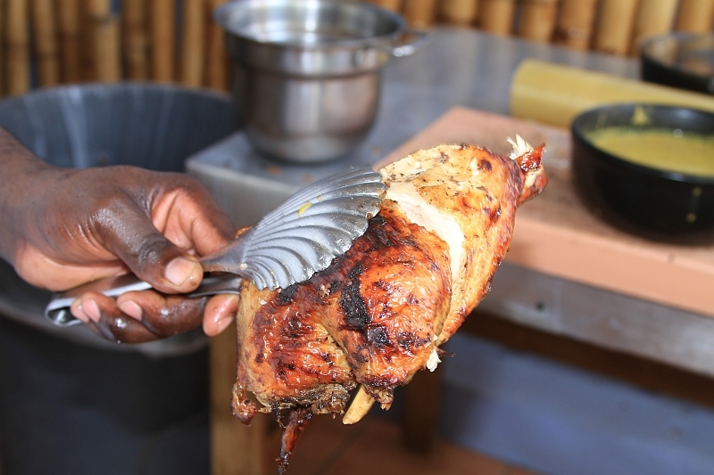 Jerk Chicken from Kingston's Jerk Centers (image credits: wikimedia)