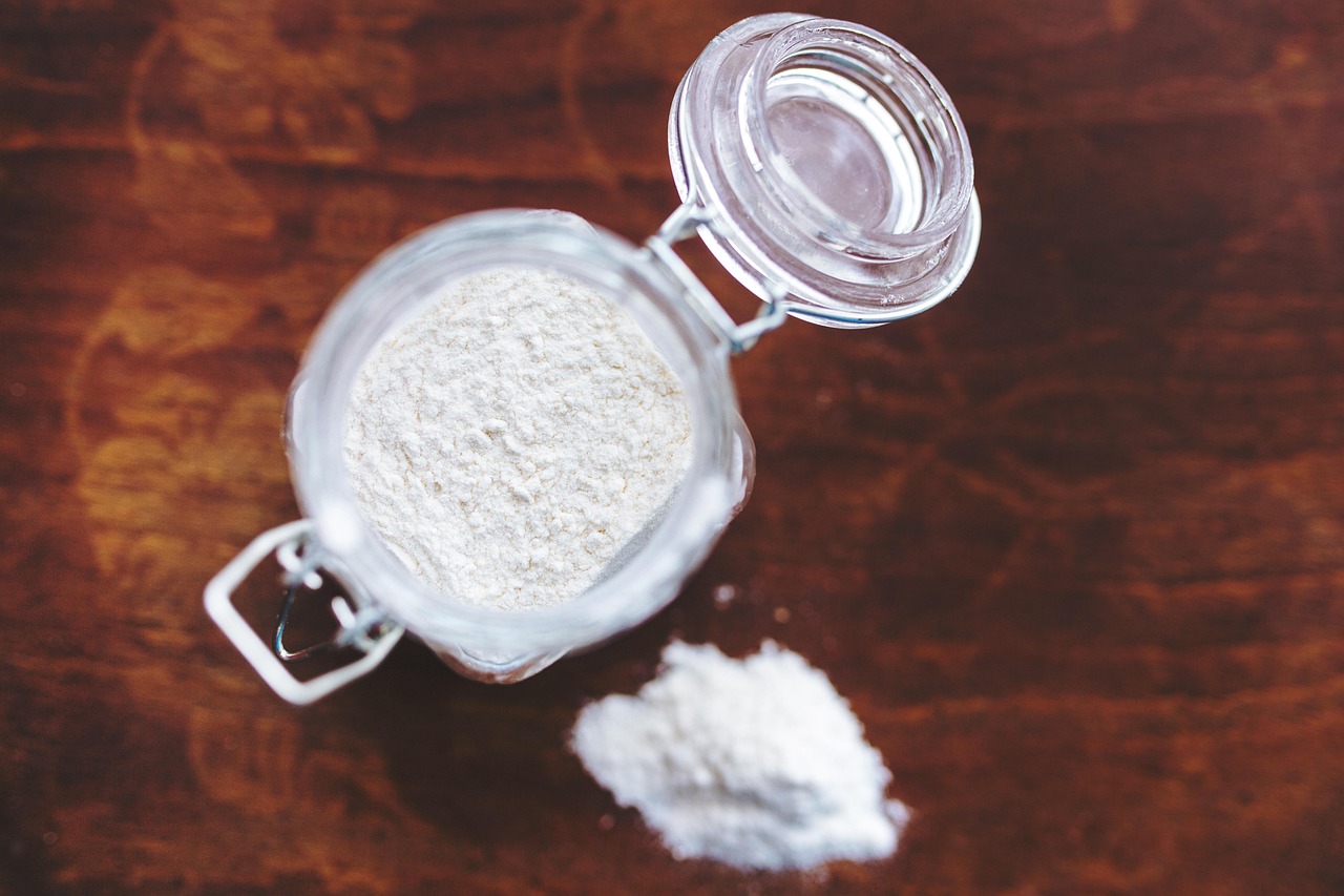 Flour Has a Shorter Life Than Most Realize (Image Credits: Pixabay)