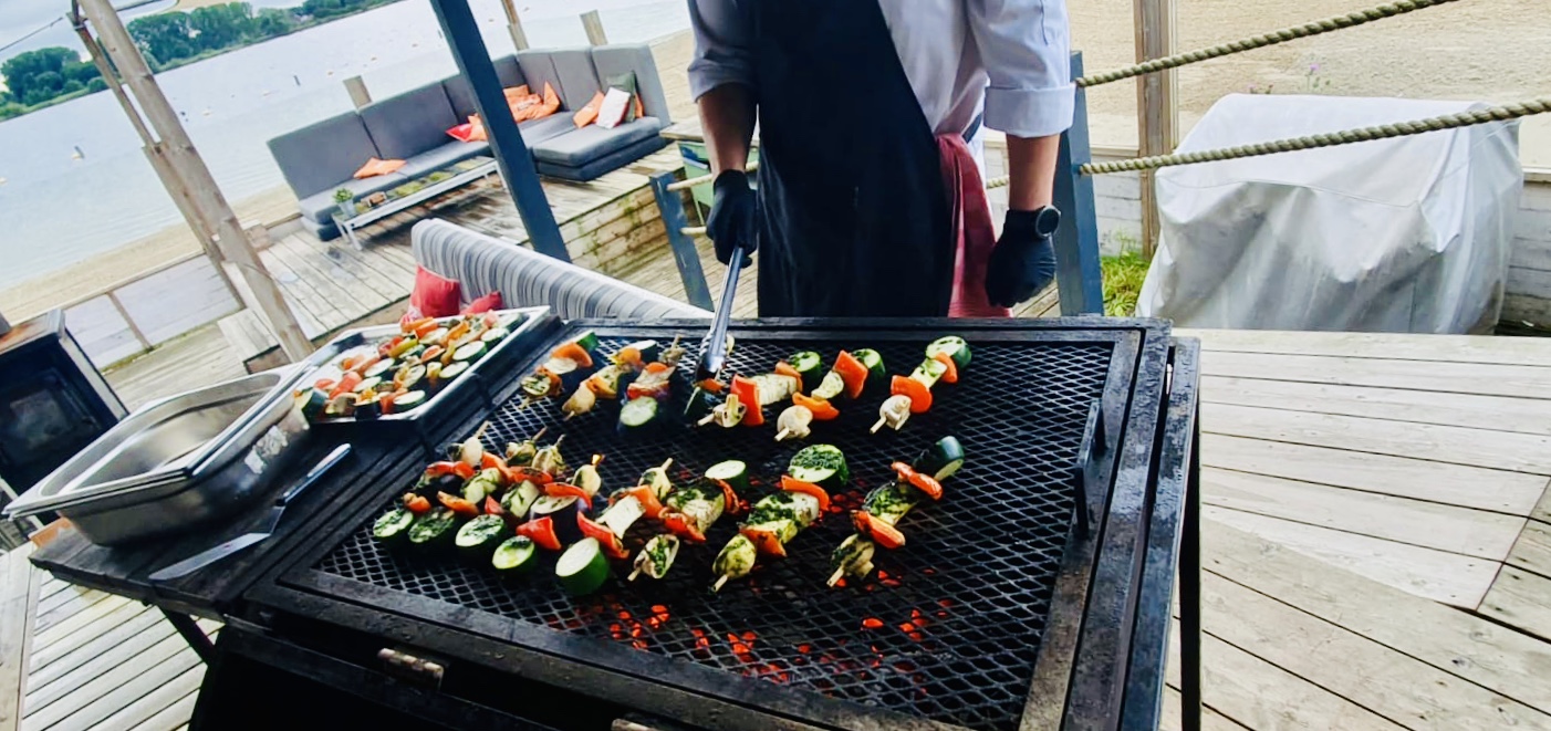 Grilling Techniques to Master (image credits: wikimedia)