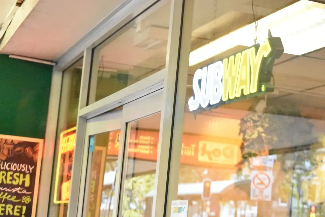 7. Subway - The Sandwich Giant Losing Its Grip (Image Credits: Unsplash)