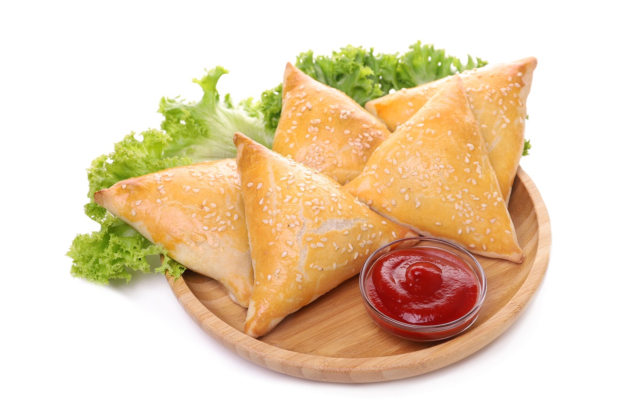 Adieu to the Chicken Samosas (image credits: pixabay)