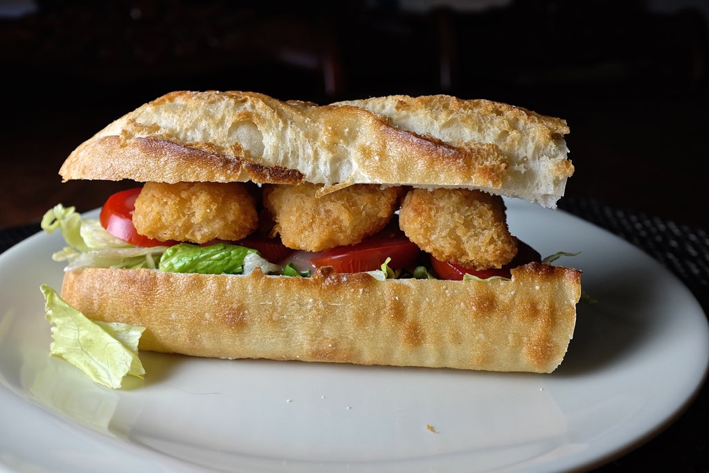 Louisiana's Authentic Po' Boy Paradise (image credits: flickr)