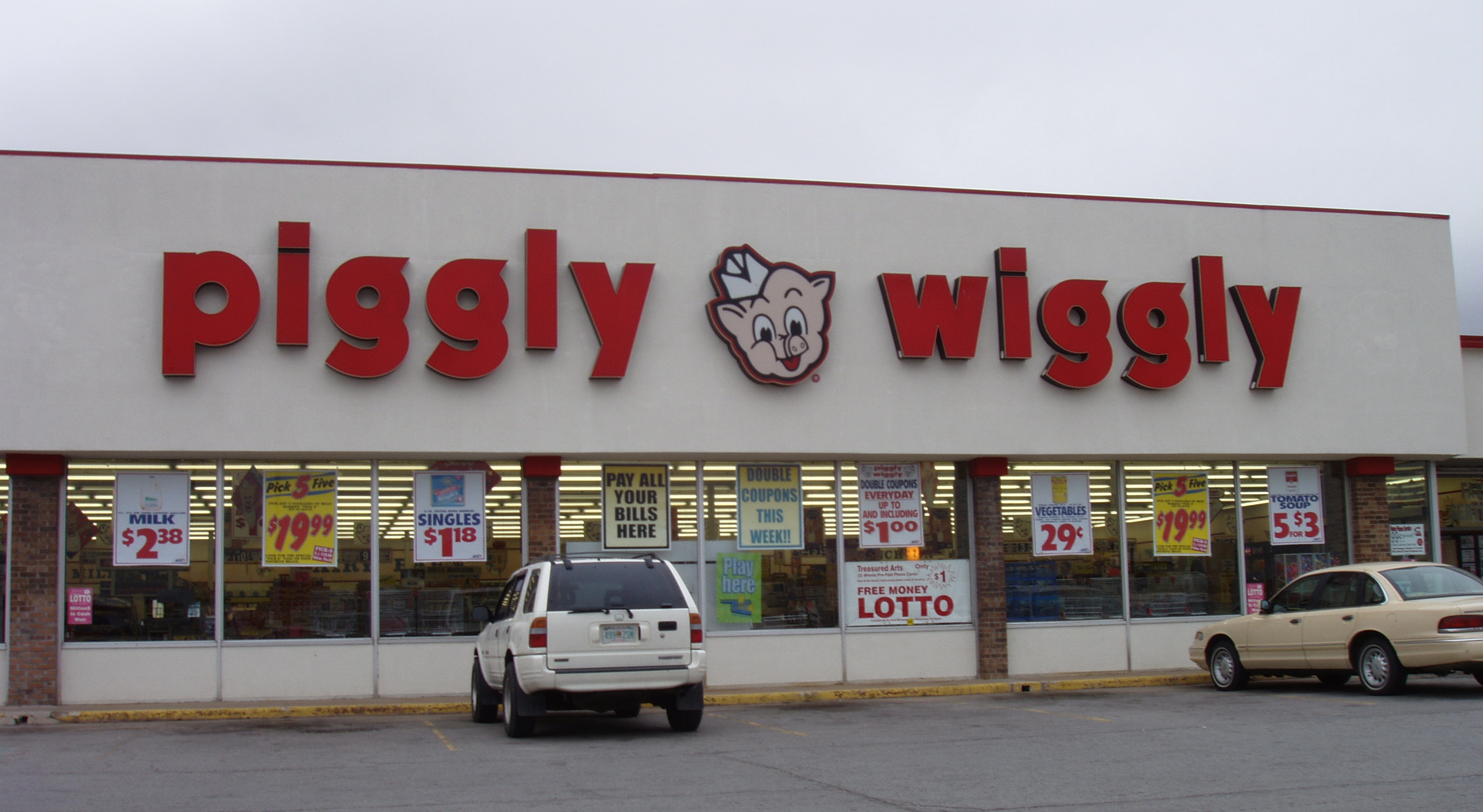 Piggly Wiggly: Struggling to Stay Relevant (Image Credits: By w:Flickr user Janice Waltzer, CC BY 2.0, https://commons.wikimedia.org/w/index.php?curid=727396)