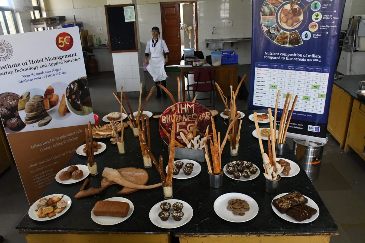 Looking Ahead: Adapting to a New Normal (image credits: wikimedia)