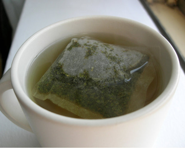 Green Tea: Catechins’ Antiviral and Antibacterial Power (image credits: wikimedia)