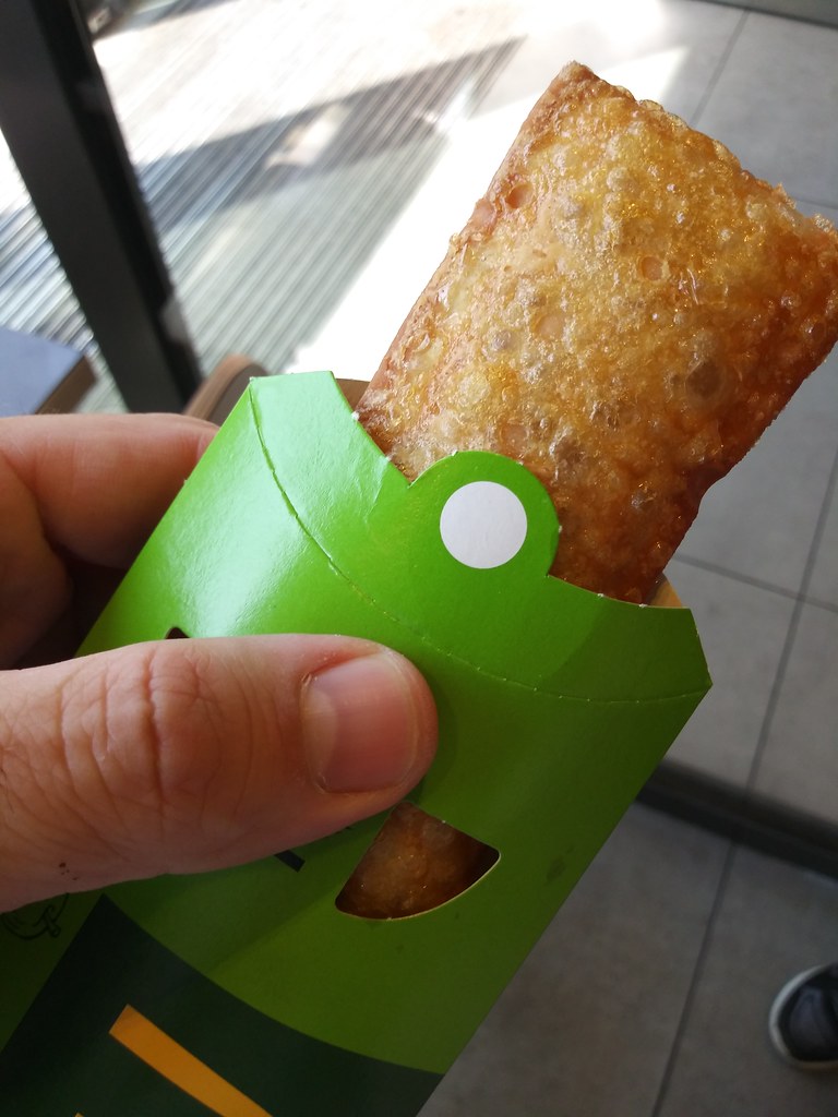 McDonald's Fried Apple Pies (image credits: flickr)