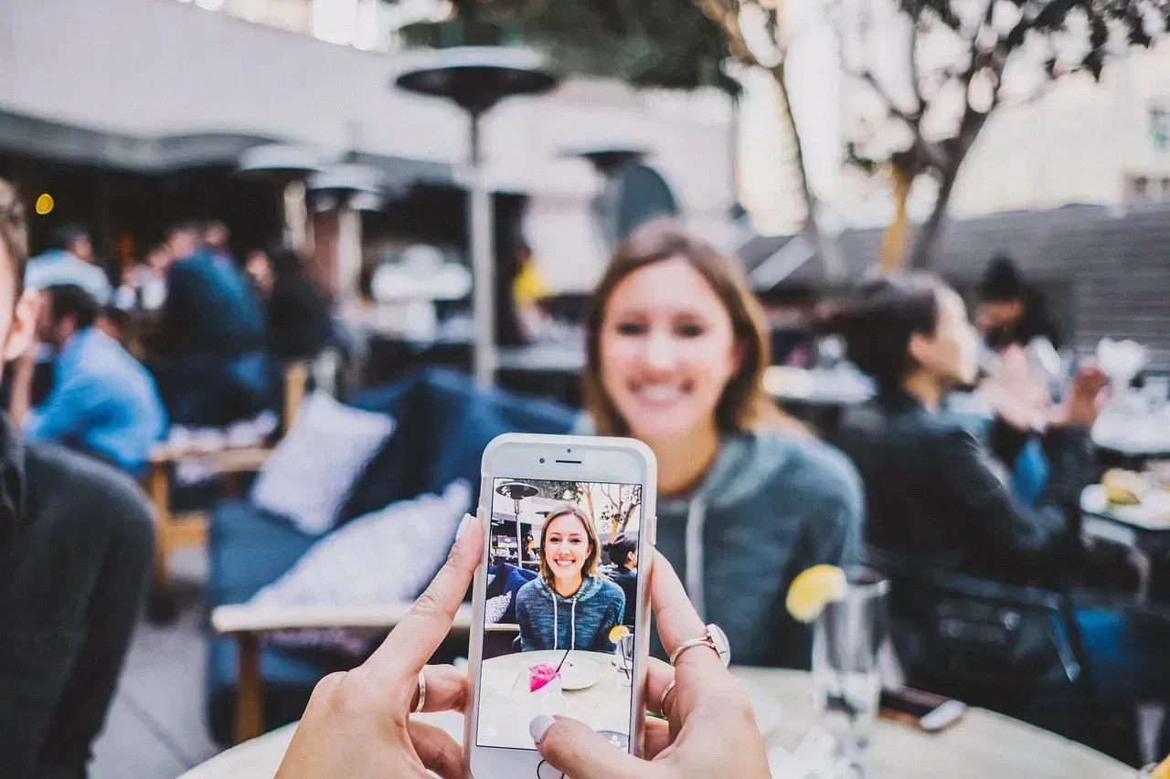 Being Glued to Your Phone (Image Credits: Pixabay)