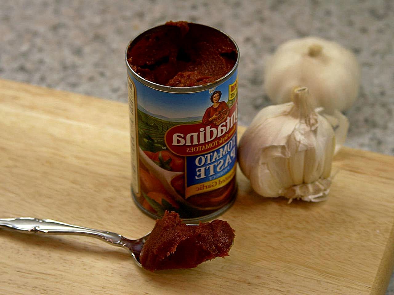 Tomato Paste: The Flavor Concentrate (image credits: wikimedia)